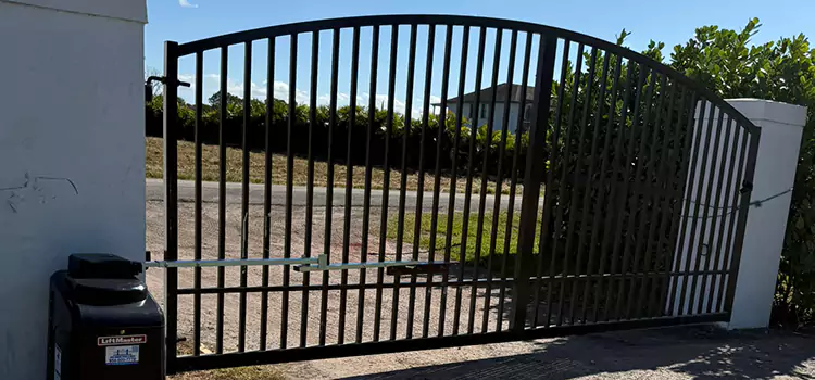 Driveway Fence Repair Raytown