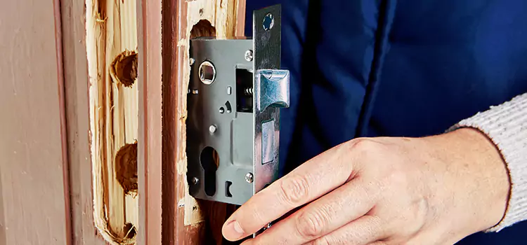 Garage Door Lock Replacement Raytown